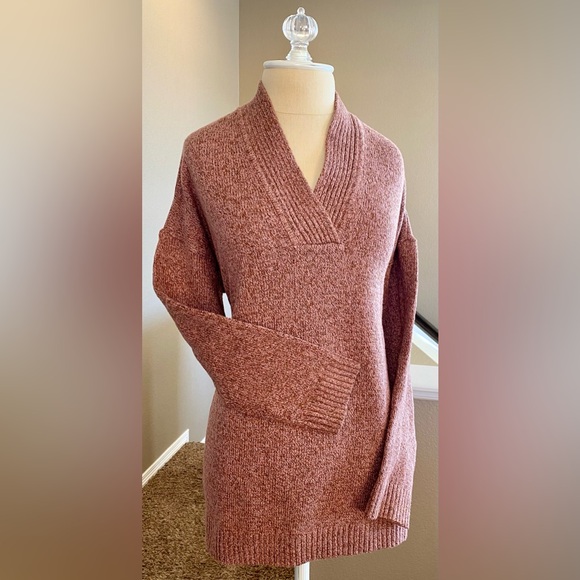 NWT J.Jill V-neck Sweater - Picture 1 of 6